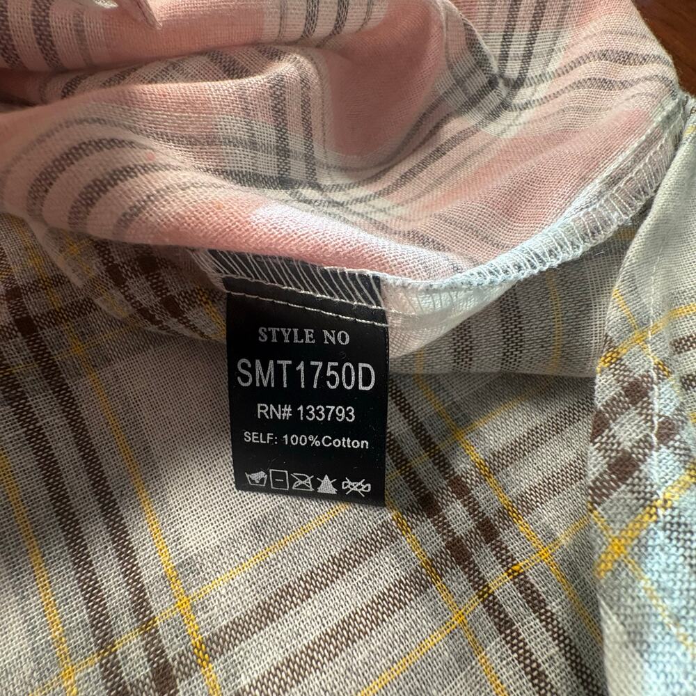 POL Plaid Button Down Size Medium - image 5